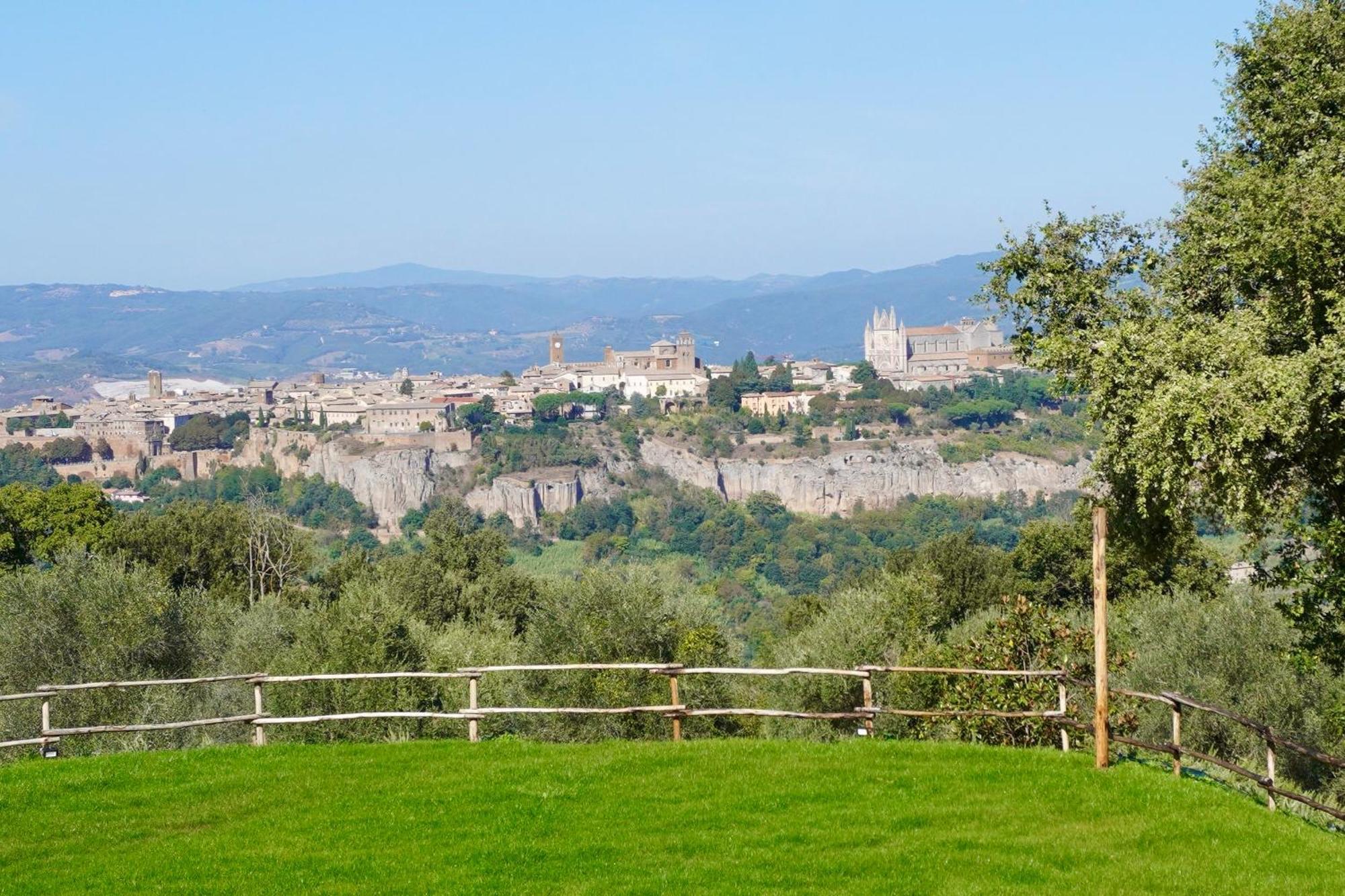 Pietra Campana Italian Villa オルヴィエート エクステリア 写真
